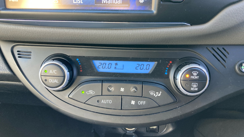 Toyota Yaris 1.5 Hybrid Icon Tech 5dr CVT Hybrid Hatchback